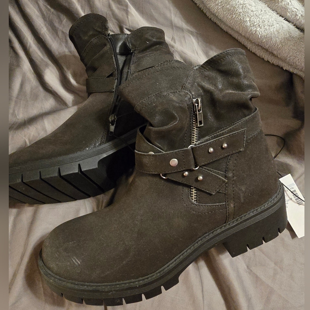 New Size 10 Maurices Slouchy Black Boots